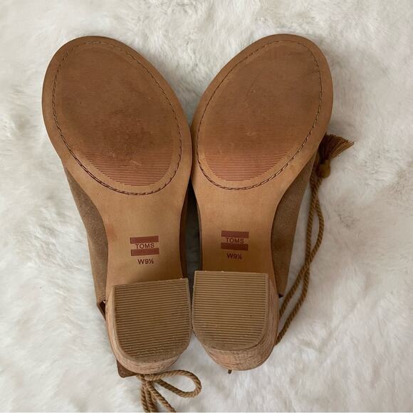 Toms Heels - Picture 3 of 7